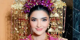 Ashanty kembali mencuri perhatian publik lewat balutan busana adat yang sarat makna [@ashanty_ash]