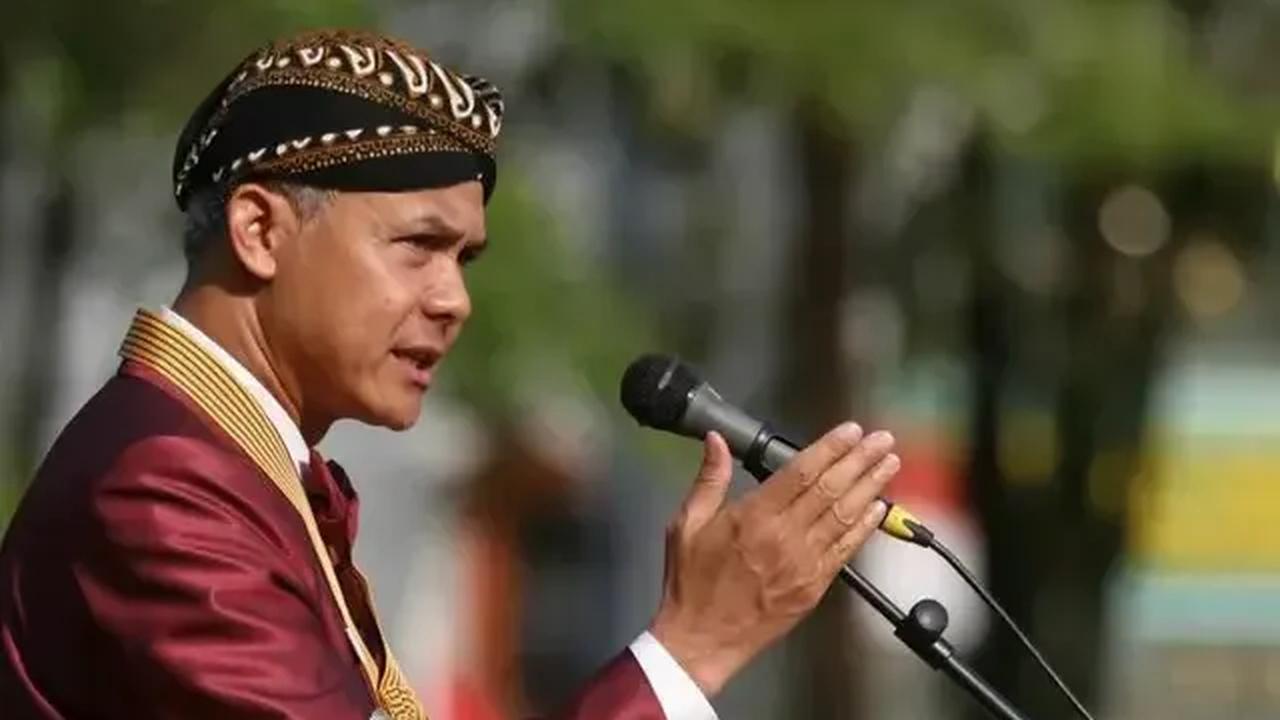 Dia menyebut bahwa bakal calon presiden dari partai lain juga mempunyai hak yang sama, jika ingin membuat video semacam itu.<br>