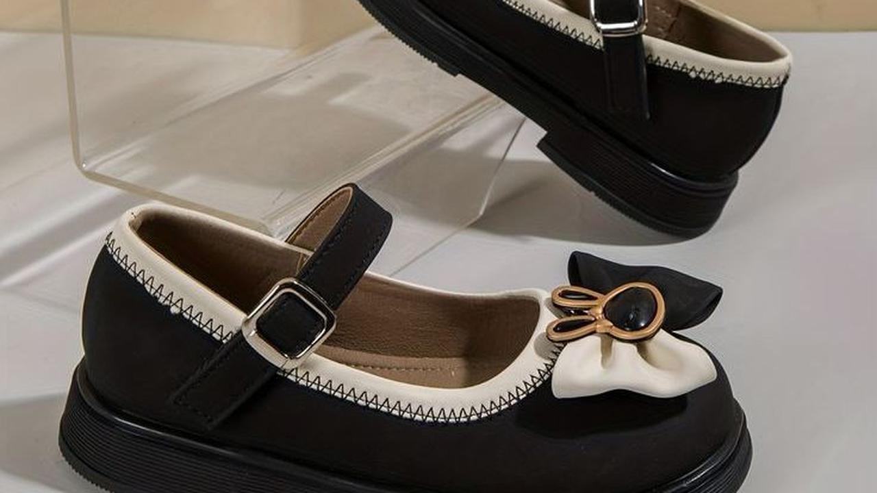 <b>Sepatu untuk Balita</b>