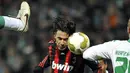 AC Milan&#039;s forward Filippo Inzaghi tries to head the ball just before scoring during Werder Bremen vs AC Milan UEFA Cup round of 32 match in Bremen February 18, 2009. AFP PHOTO/JOHN MACDOUGALL