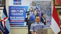Ketua Fraksi Partai Demokrat DPR RI Dr. Edhie Baskoro Yudhoyono, M.Sc. saat penyerahan bantuan Program Pengembangan Infrastruktur Sosial dan Ekonomi Wilayah (PISEW) secara daring, Sabtu (16/10/2021). (Ist)