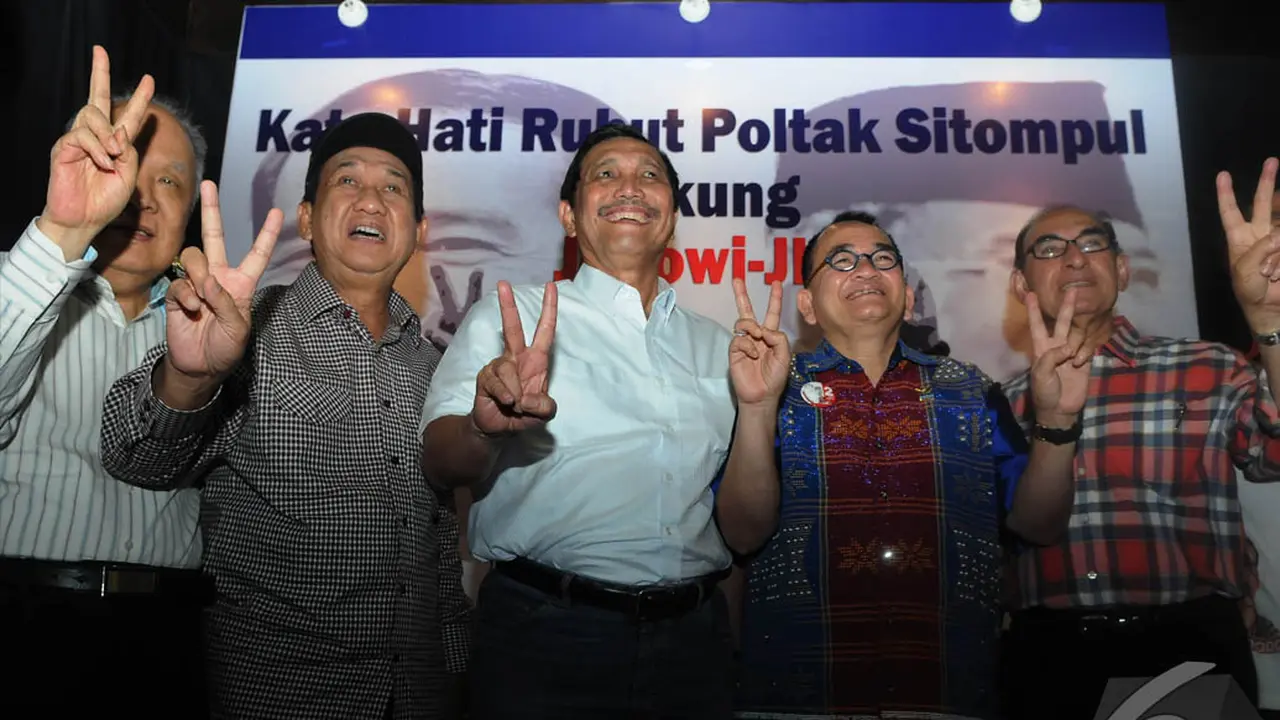 Ruhut Sitompul Berbalik Dukung Jokowi
