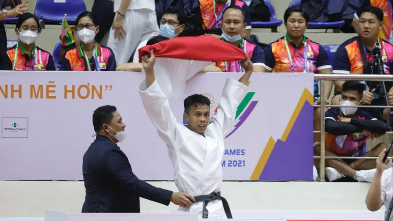 Perjuangan Heroik Ikhsan Apriyadi di SEA Games 2021, Raih Emas Meski Sempat Pingsan