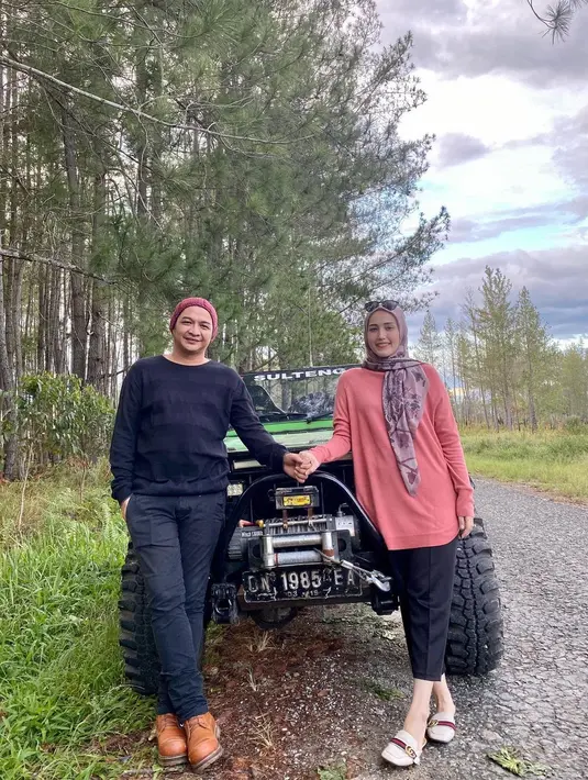 Adelia dan Pasha Ungu (Instagram/adeliapasha)
