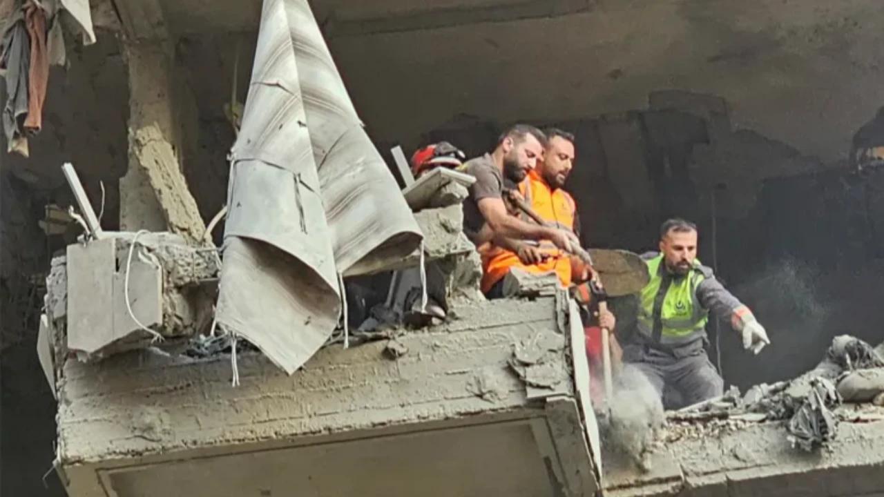 Serangan Israel ke Beirut Tewaskan Komandan Militer Hizbullah
