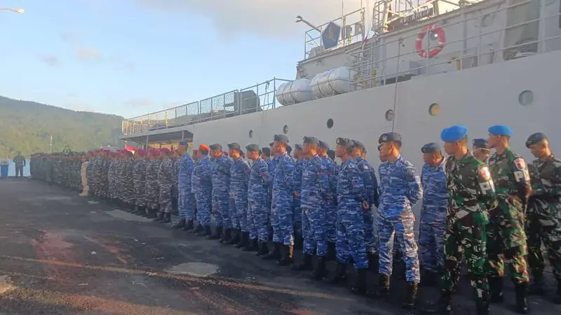 Pemberangkatan Satgas ini dilakukan di dermaga Satrol Pangkalan Utama TNI Angkatan Laut (Lantamal) VIII, Kota Bitung, Sulut, pada Rabu (24/4/2024).