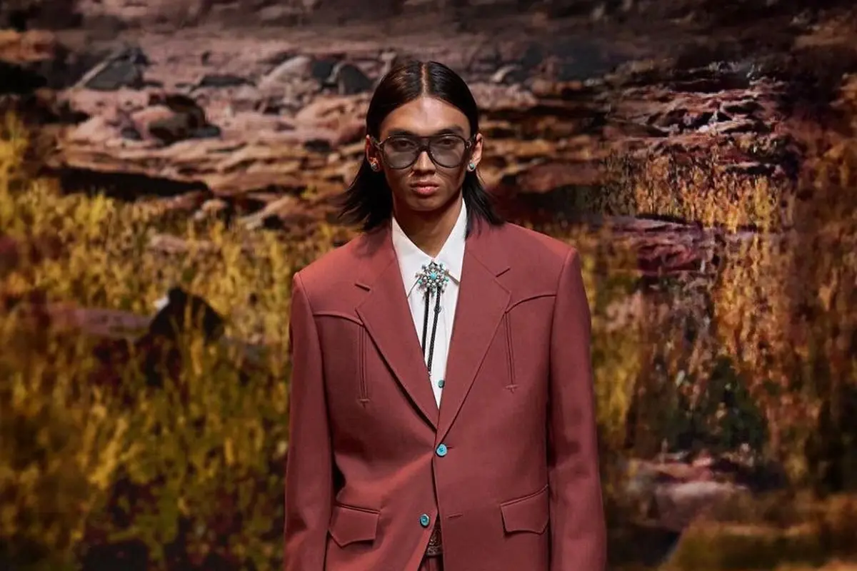 Model Indonesia Raihan Eksis di Paris Fashion Week 2024, Melenggang di Runway Louis Vuitton dan Solid Homme