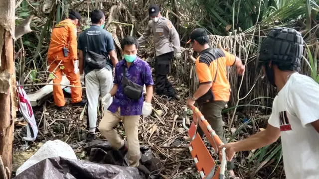 Wisatawan Terjatuh di Kelingking Beach Nusa Penida