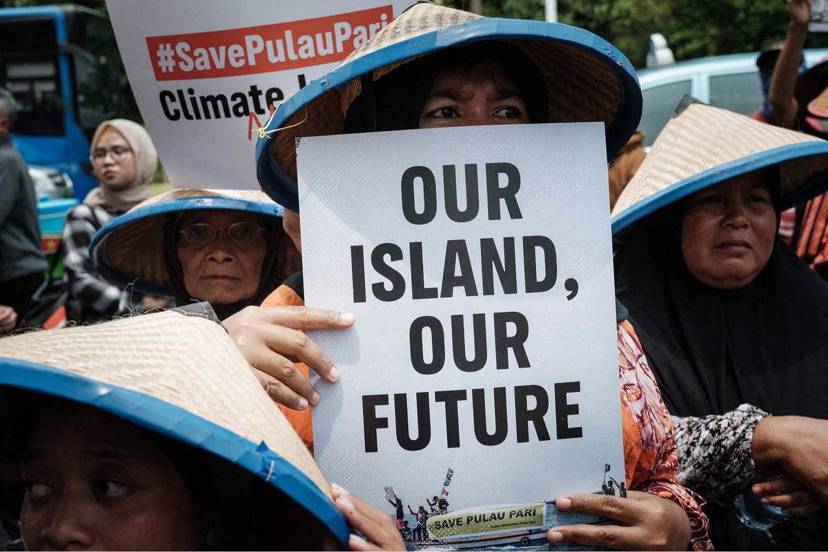 FOTO: Pulau Pari Terancam Tenggelam: Warga Desak KKP Cabut Izin Laut Bermasalah