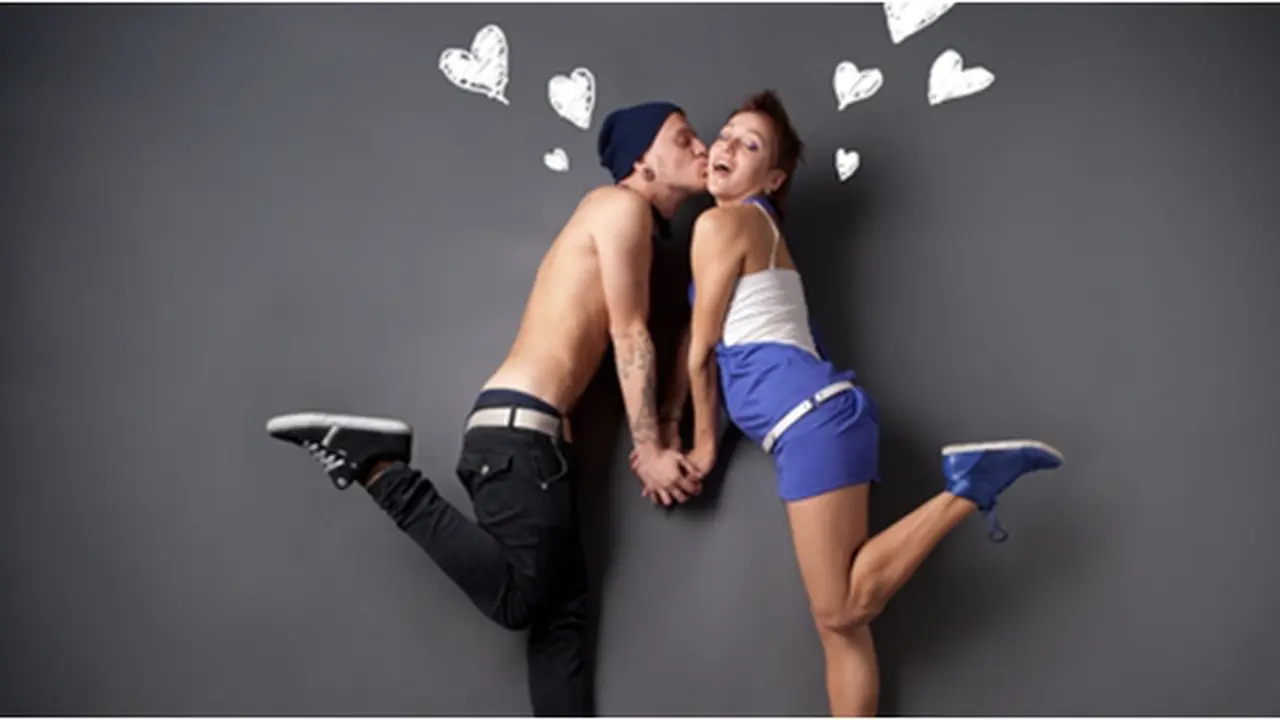 (C) shutterstock