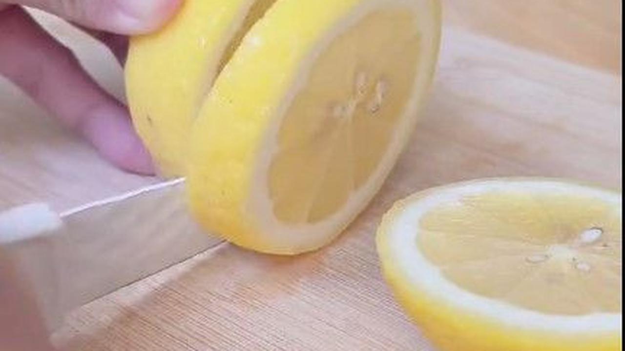 Potong Lemon 2 Kali