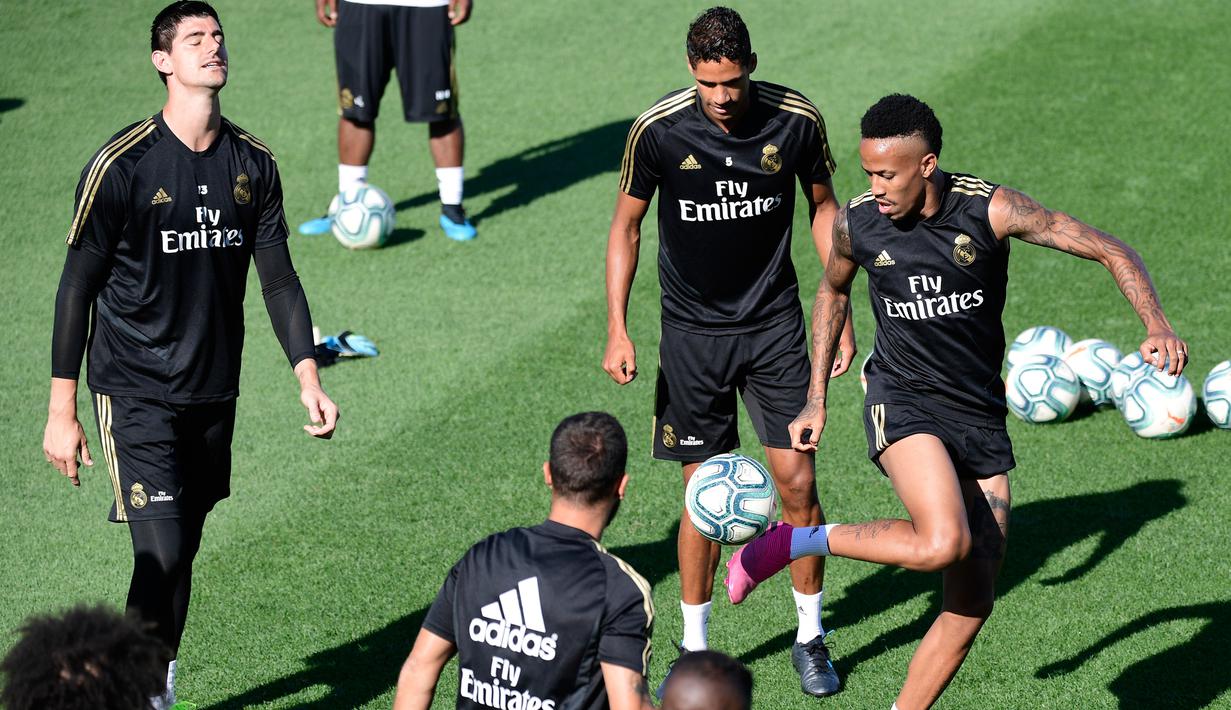  FOTO  Latihan Santai Pemain  Real  Madrid  Jelang Hadapi Liga 