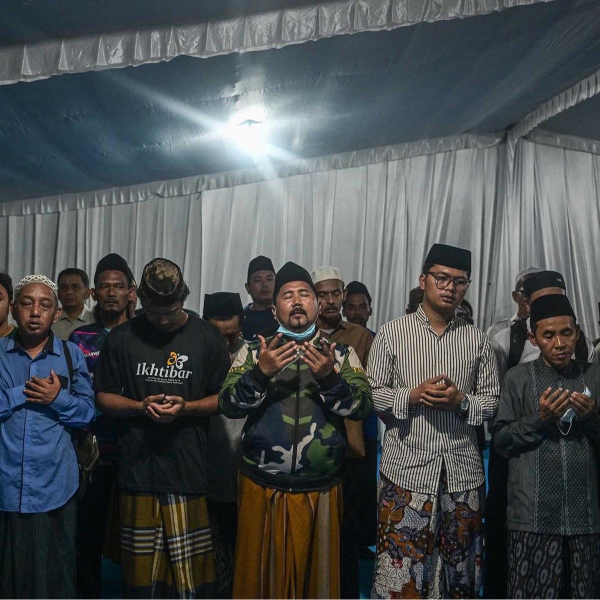 FOTO: 45 Kantong Jenazah Korban Ambruknya Musala Ponpes Al Khoziny Diterima RS Bhayangkara, Proses Identifikasi Terus Berlanjut