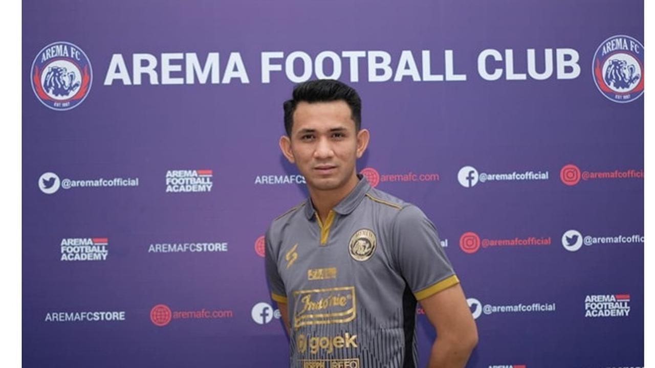 5 Gaya Dave Mustaine di Luar Lapangan, Gelandang Arema