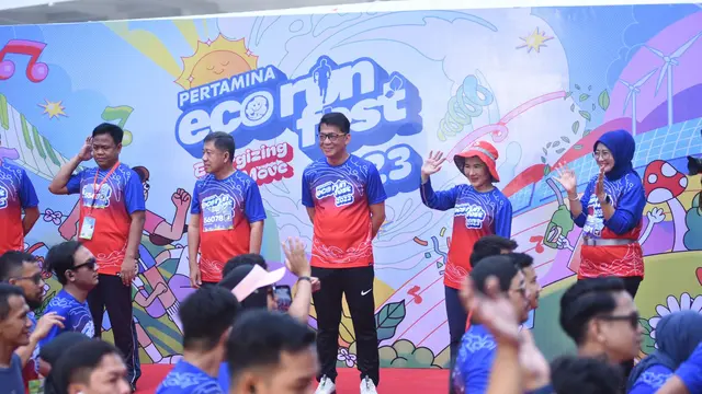 Direktur Utama PT Pertamina (Persero), Nicke Widyawati secara resmi membuka Pertamina Eco RunFest 2023 digelar di Istora Senayan Jakarta pada Minggu, 26 November 2023.