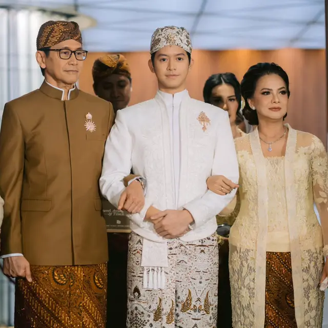 6 Potret Busana Elegan Addie MS dan Memes Dampingi Tristan Juliano Menikah