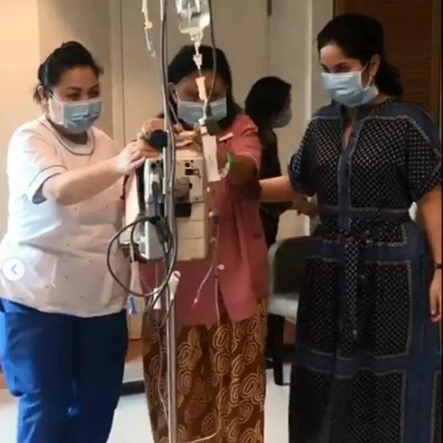 Ani Yudhoyono dan Annisa Pohan