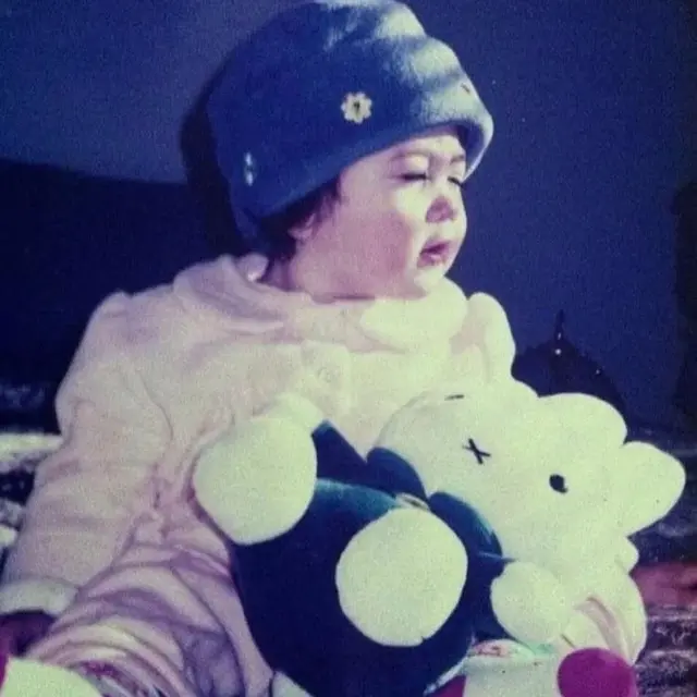 6 Potret Lawas Masa Kecil Talitha Curtis, Ungkap Selama Ini Dibesarkan Ibu Angkat