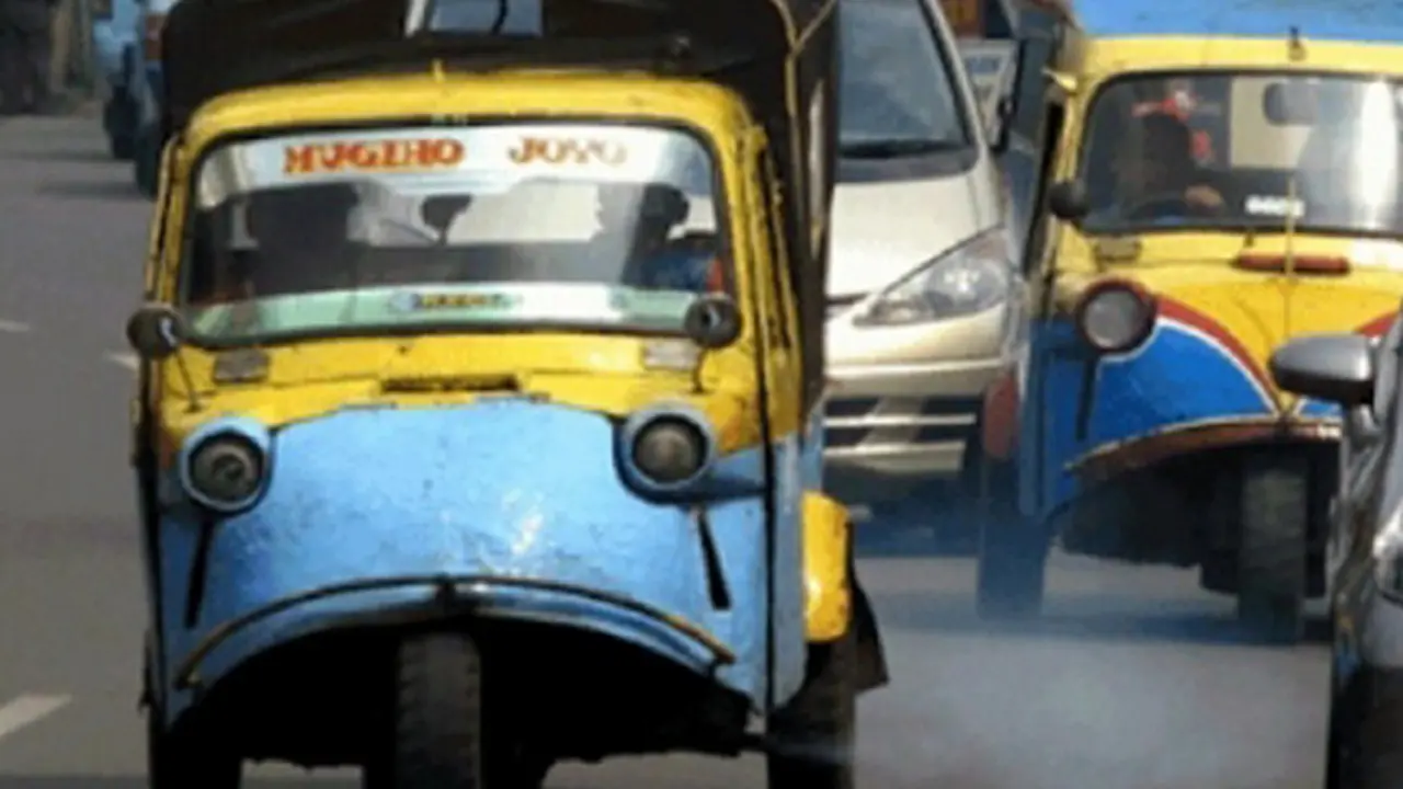 5 Transportasi Umum Warga Jakarta Tempo Dulu