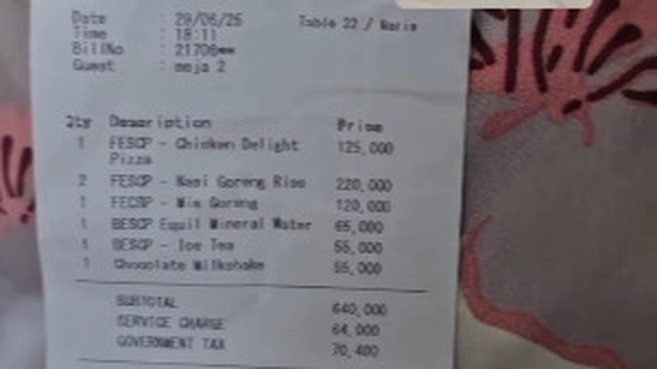 Viral Emak-Emak Curhat Makan Nasi Goreng Rp220.000 Es Teh Rp55.000, Netizen Malah Pro Kontra