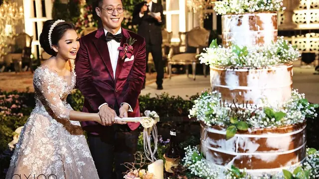 Potret perjalanan cinta Putri Titian dan Junior Liem