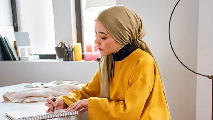 [Bintang] Untuk Keenam Kalinya, Brand Ini Berkolaborasi dengan Hana Tajima