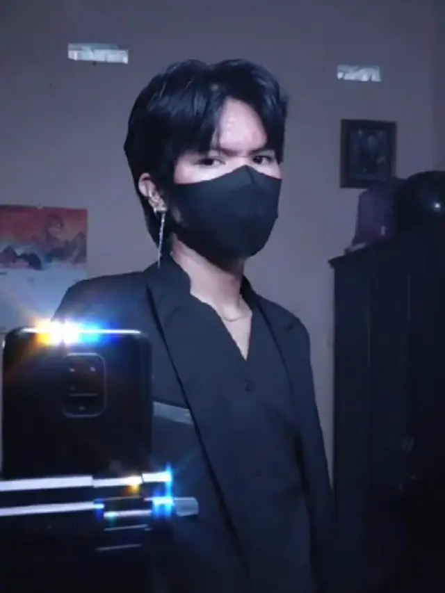 Pria Asal Tulungagung Ini Viral Usai Cosplay Bak Han Seo Jun dalam Drakor “True Beauty”