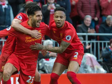 Para pemain Liverpool merayakan gol yang dicetak Emre Can ke gawang Burnley pada laga Liga Inggris di Stadion Anfield, Inggris, (12/3/2017). Liverpool menang 2-1 atas Burnley. (EPA/Peter Powell)