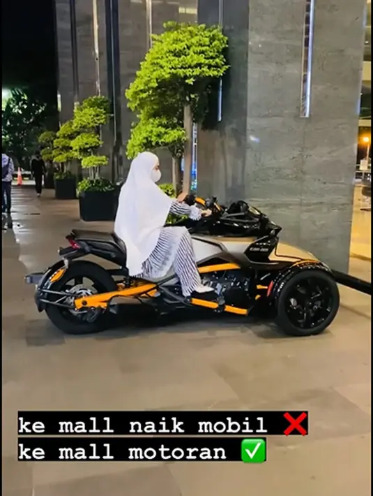 April Jasmine (Instagram/apriljasmine85)