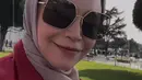 Kerap didoakan konsisten, penampilan Rossa mengenakan hijab ini banjir pujian. (Liputan6.com/IG/@itsrossa910)