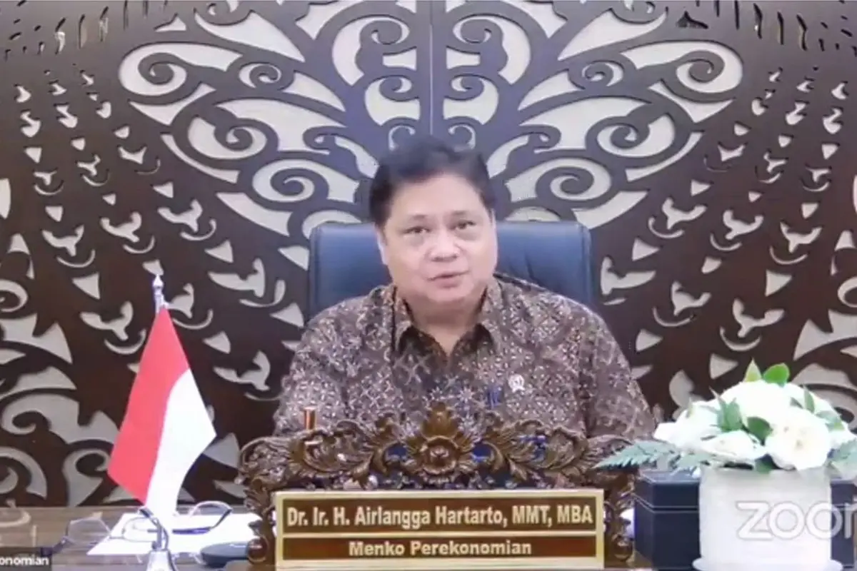Menteri Koordinator bidang Perekonomian, Airlangga Hartarto menuturkan ada tren penurunan pelaksanaan PPKM level di beberapa kabupaten kota yang ada di luar Jawa-Bali.