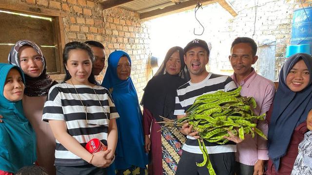 [Fimela] Raffi Ahmad dan Nagita Slavina Liburan Bersama TIM RANS