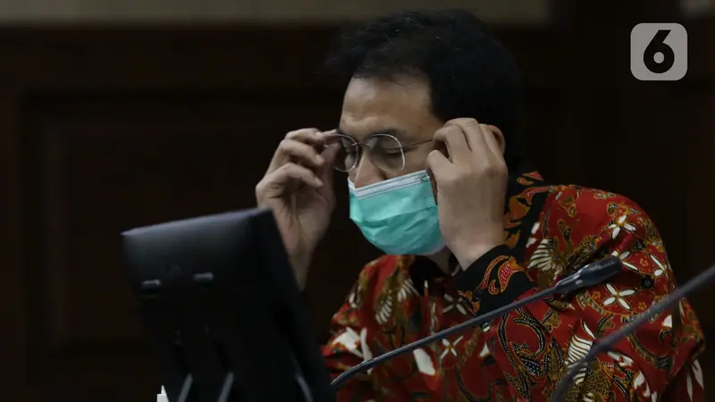 Sidang Azis Syamsuddin Simak Keterangan Saksi-Saksi