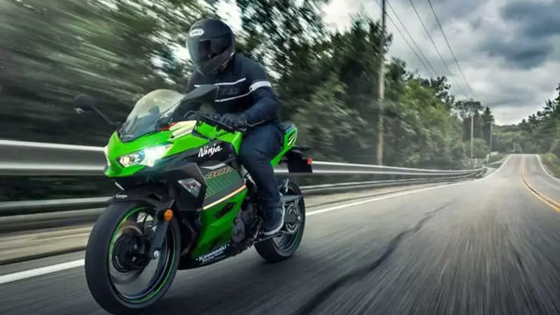 Kawasaki mulai lagi pengembangan teknologi hybrid untuk motor