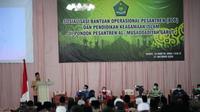 Wakil Menteri Agama Zainut Tauhid menyosialisasikan bantuan operasional pesantren dan pendidikan keagamaan Islam di Garut, Jawa Barat. (Istimewa)