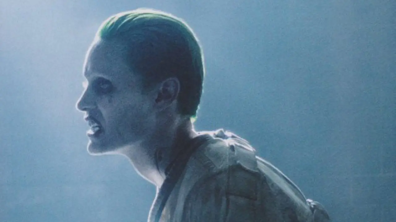 Foto Seluruh Tubuh Joker di Suicide Squad Muncul