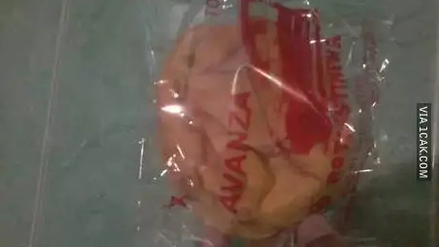 8 Potret Nyeleneh Tulisan di Bungkus Roti Ini Bikin Tepuk Jidat
