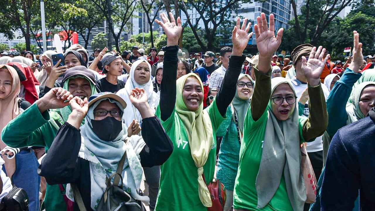 Ribuan kader Partai Persatuan Pembangunan (PPP) ikut memeriahkan pelantikan Presiden dan Wakil Presiden Terpilih 2024-2029, Prabowo Subianto dan Gibran Rakabuming Raka, Minggu (20//10/2024) (Istimewa)