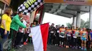 Menpora, Imam Nahrowi (kedua kiri) saat melepas peserta lomba lari Ceria 5k di fx  Senayan, Jakarta, (21/5). Kegiatan tersebut bertujuan untuk mengajak generasi muda mewujudkan Indonesia lebih baik dengan gaya hidup sehat. (Liputan6.com/Fery Pradolo)