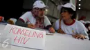 Memperingati Hari AIDS Sedunia, Kemenhub menggelar konsultasi tentang HIV/AIDS, Jakarta, Minggu (6/12/2015). Menhub menuturkan, melalui acara tersebut menyatakan dukungannya untuk mencegah penyebaran HIV/AIDS. (Liputan6.com/Gempur M Surya)