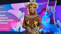Kisah Outfit Multifungsi Berdayakan Para Perempuan Penyulam