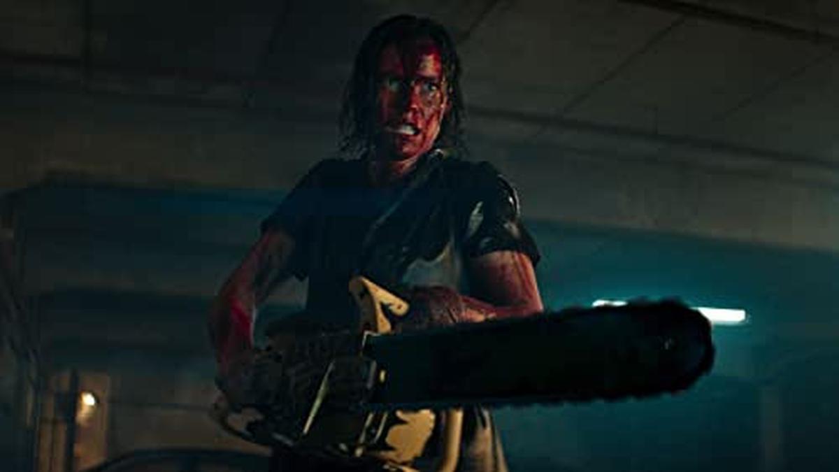 6 Momen Paling Mengerikan di Trailer Evil Dead Rise, Bukan Buat si
