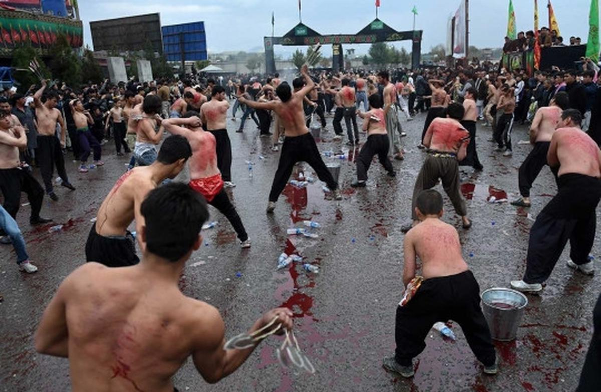 Keekstreman para bocah Timur Tengah ikuti ritual Asyura
