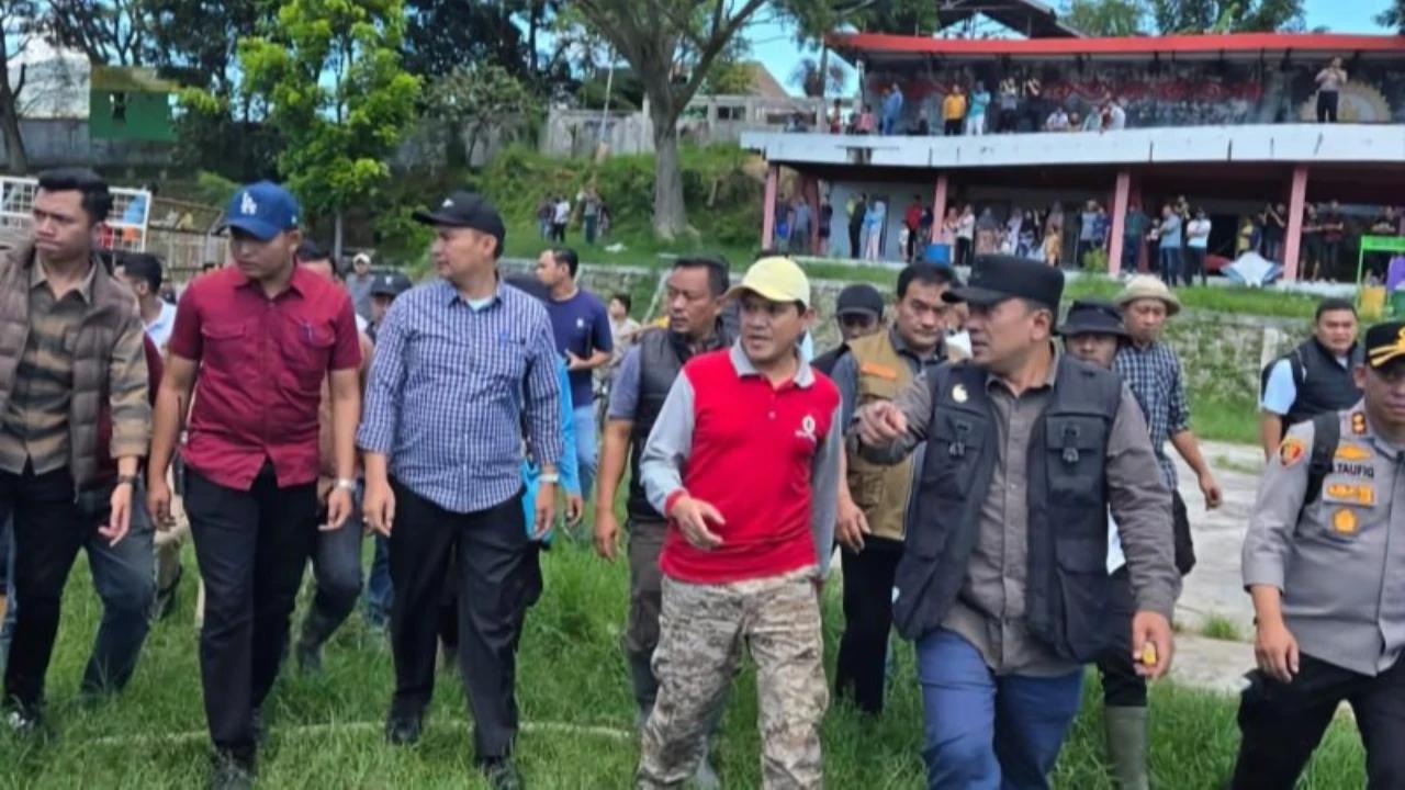 VIDEO: Wagub Aceh Rangkul GAM Kompak Bareng TNI-Polri Bantu Korban Bencana "Jangan Arogan!"