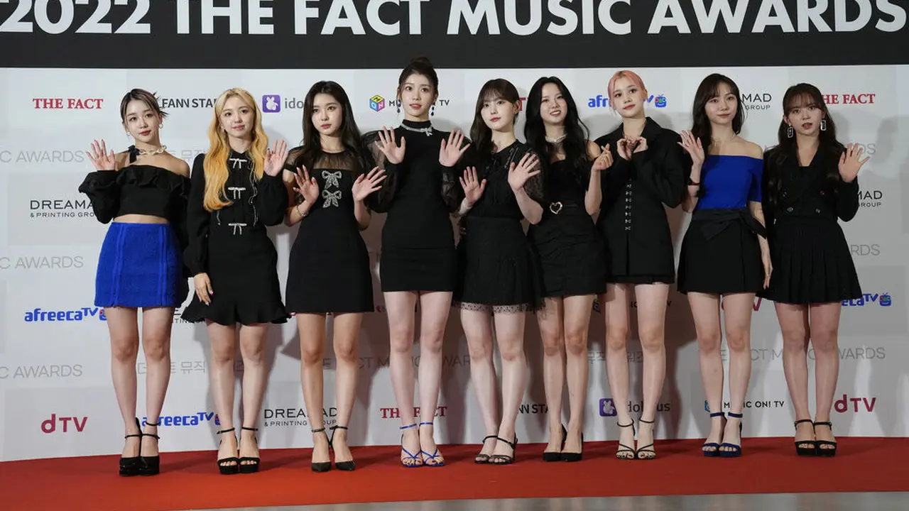 Kep1er dalam The Fact Music Awards 2022