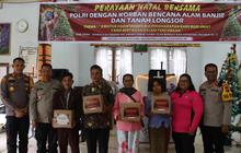 Polres Tapteng Rayakan Natal 2025 Bersama Pengungsi Korban Bencana di GOR Pandan