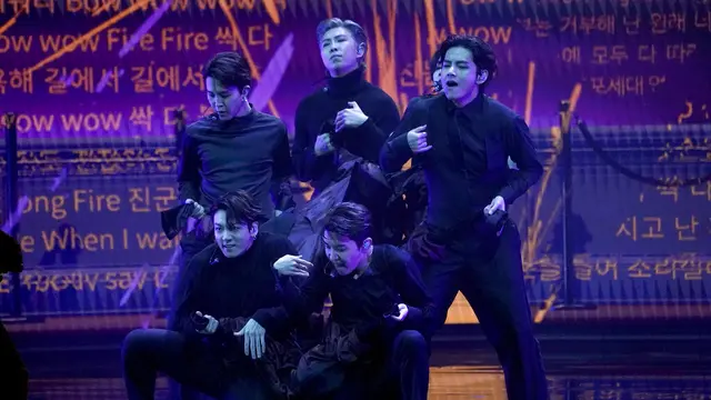 BTS tampil di Grammy Awards 2022. (AP Photo/Chris Pizzello)