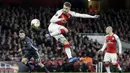 Gelandang Arsenal, Aaron Ramsey, mencetak gol ke gawang CSKA Moscow pada laga perempat final Liga Europa, di Stadion Emirates, Kamis (5/4/2018).  Arsenal menang 4-1 atas CSKA Moscow. (AP/Tim Ireland)