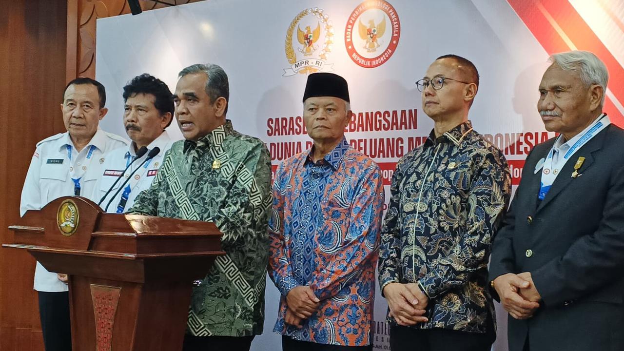 Kata Ketua MPR soal Rencana Pemerintah Tulis Ulang Sejarah