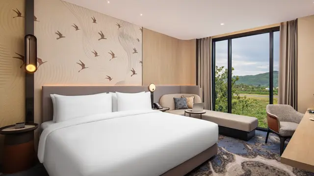 Crowne Plaza Labuan Bajo